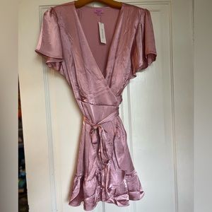 Pink Part Dress. Perfect for NYE or any Holiday event. 💗